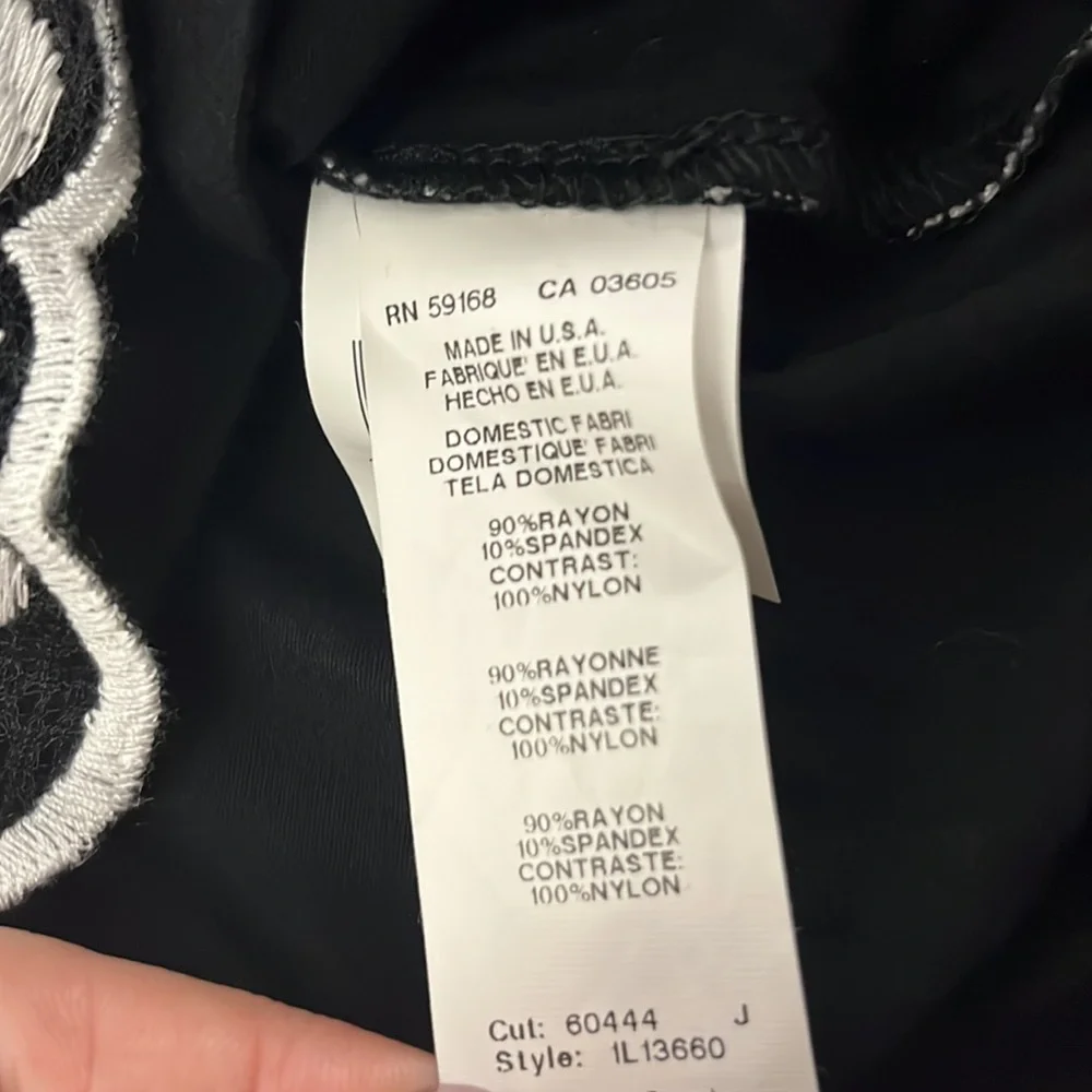 Karen Kane embroidered cold shoulder long sleeve blouse shirt top sz XL black - Picture 6 of 8